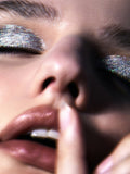 Sheglam INSTA-PARTY GLITTER LINER - DISCO BALL / Confetti