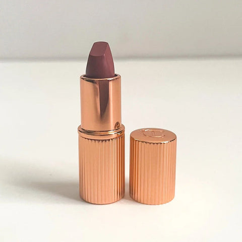Charlotte Tilbury Matte Revolution Lipstick in Pillow Talk Travel size - 1 g