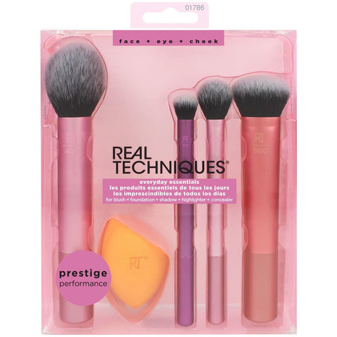 Real Techniques Everyday Essentials Makeup Brush Set with Bonus  Sponge