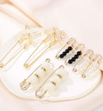 SHEIN 8pcs Faux Pearl & Flower Decor Brooch